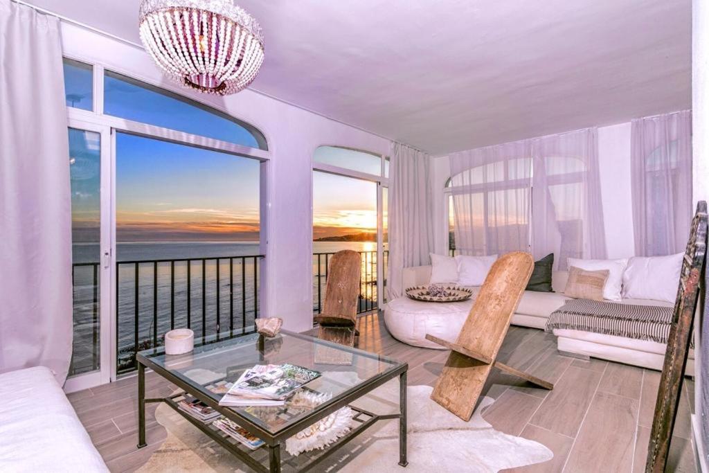 Sea Views! 3 Bedroom Villa, Sleeps 6 Villa