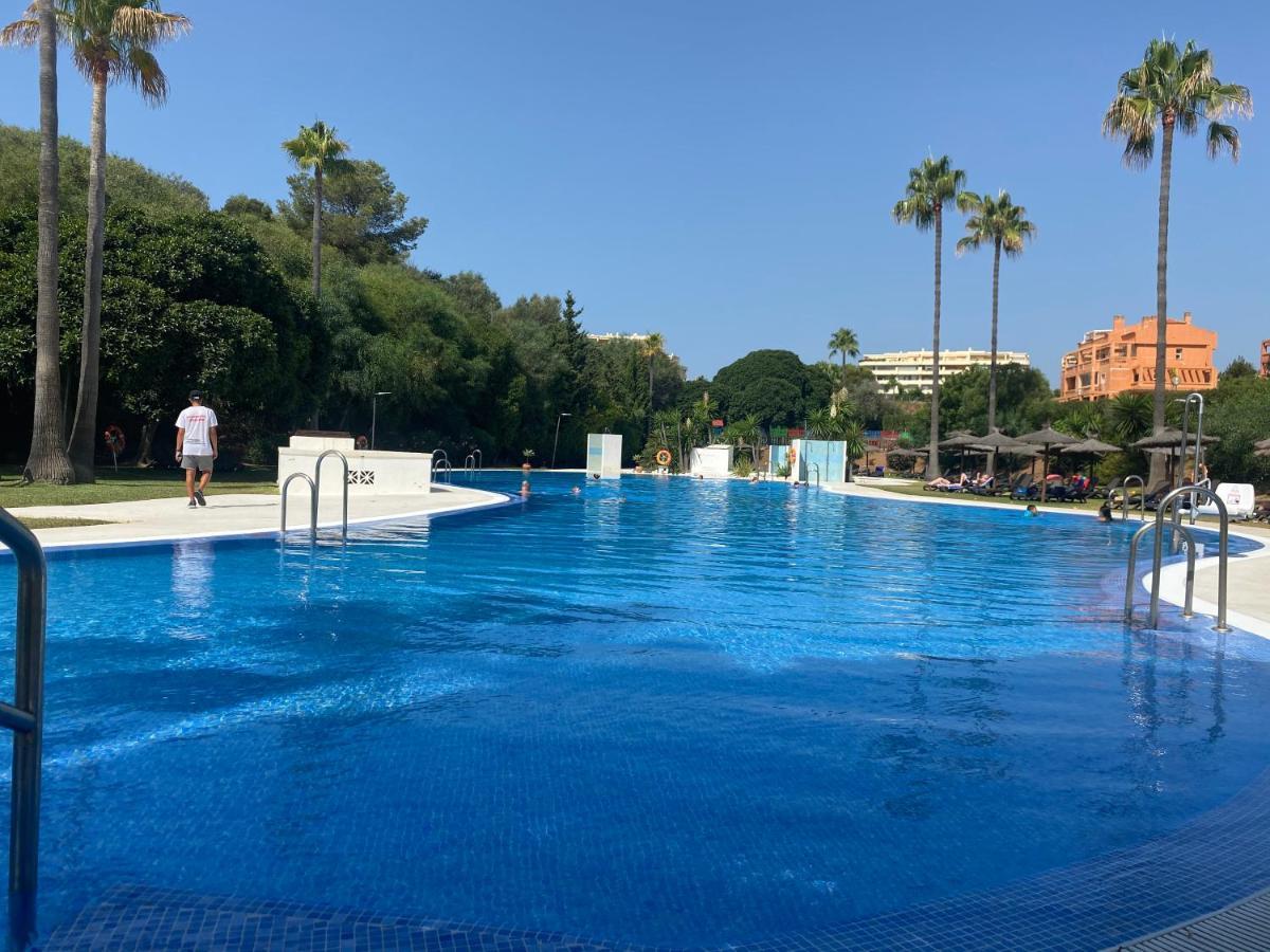 Sea Views! 3 Bedroom Villa, Sleeps 6