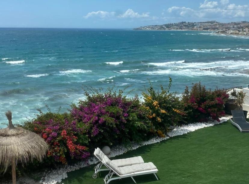 Sea Views! 3 Bedroom Villa, Sleeps 6 Villa
